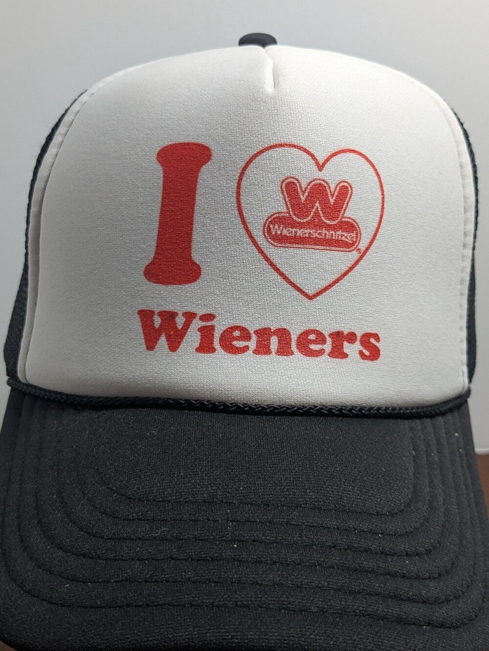 Vintage “I love Wieners " Wienerschnitzel trucker Hat, Baseball Cap